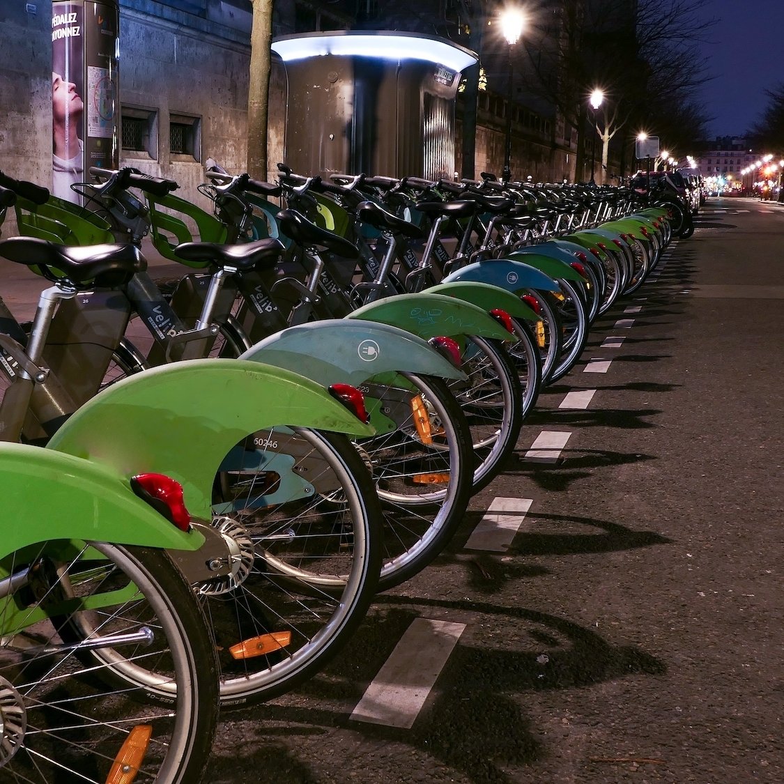 velibs-gratuit-paris-nuit-blanche-2025-le-bonbon
