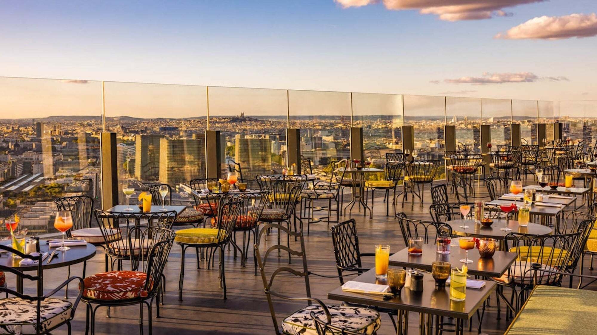 too-tactac-skybarterrase-rooftop-le-bonbon-paris