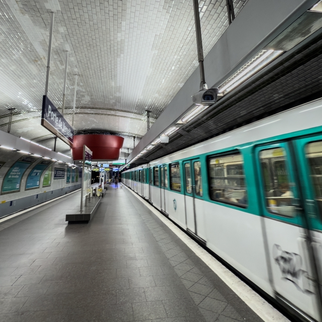 shutterstock-2698904229