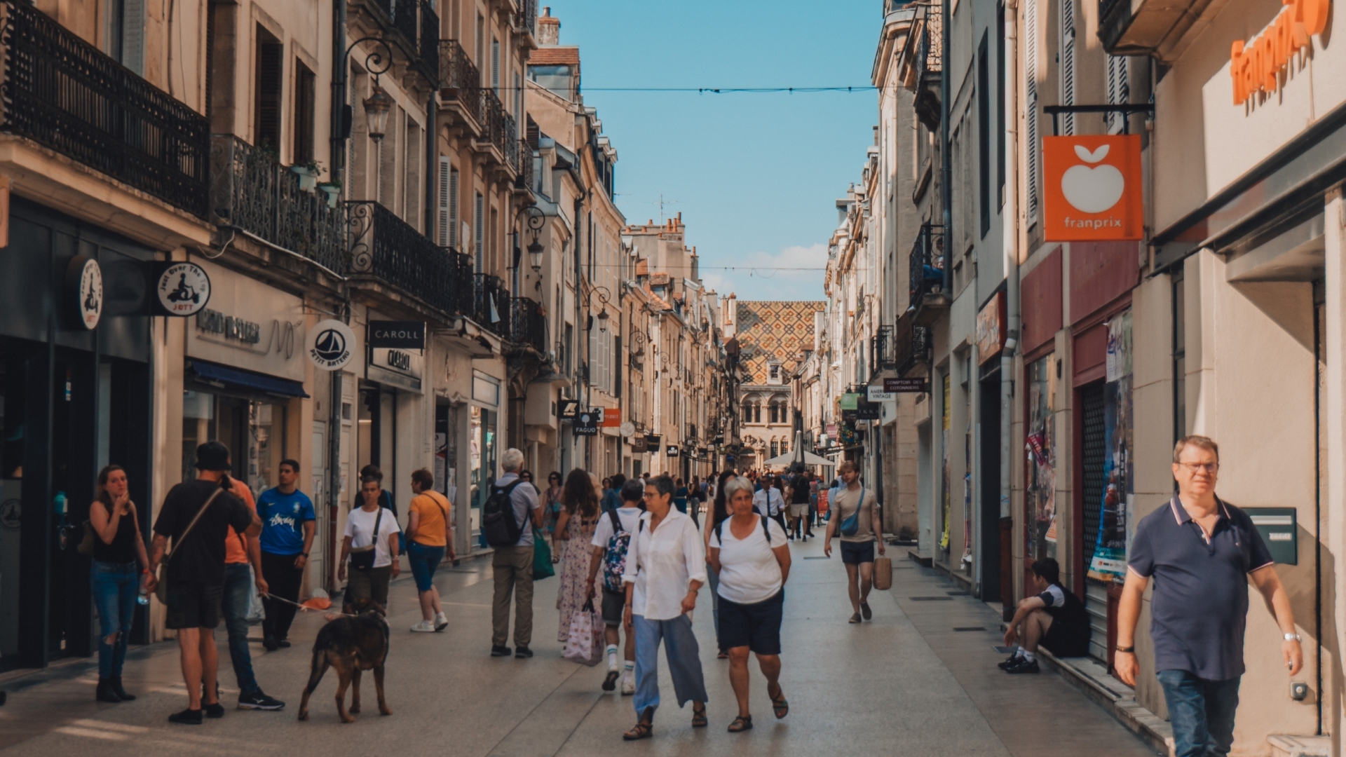 Which shops are open in Dijon this Tuesday, November 11? dijon-commerce