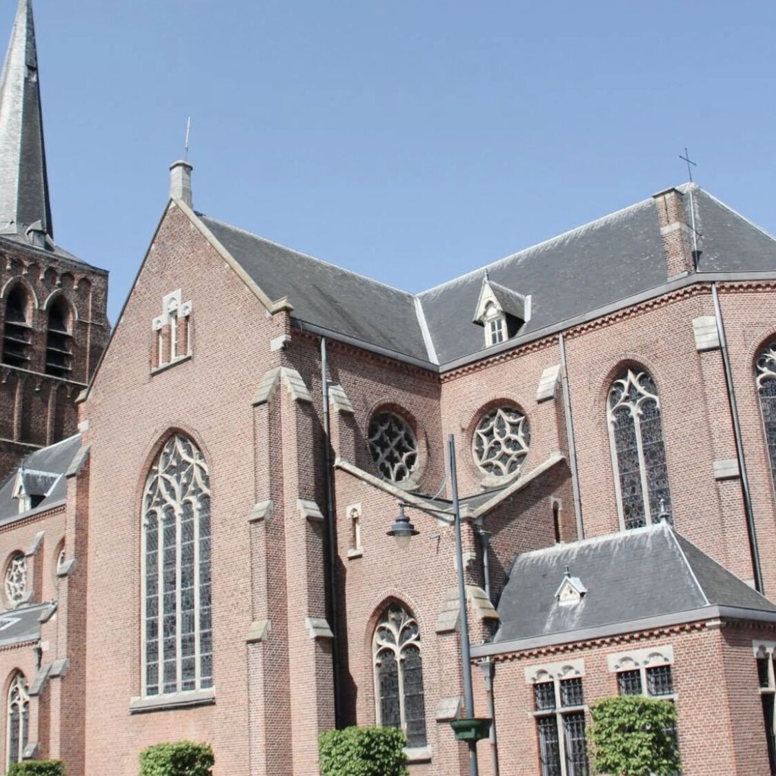 eglise-briques-lille-belgique