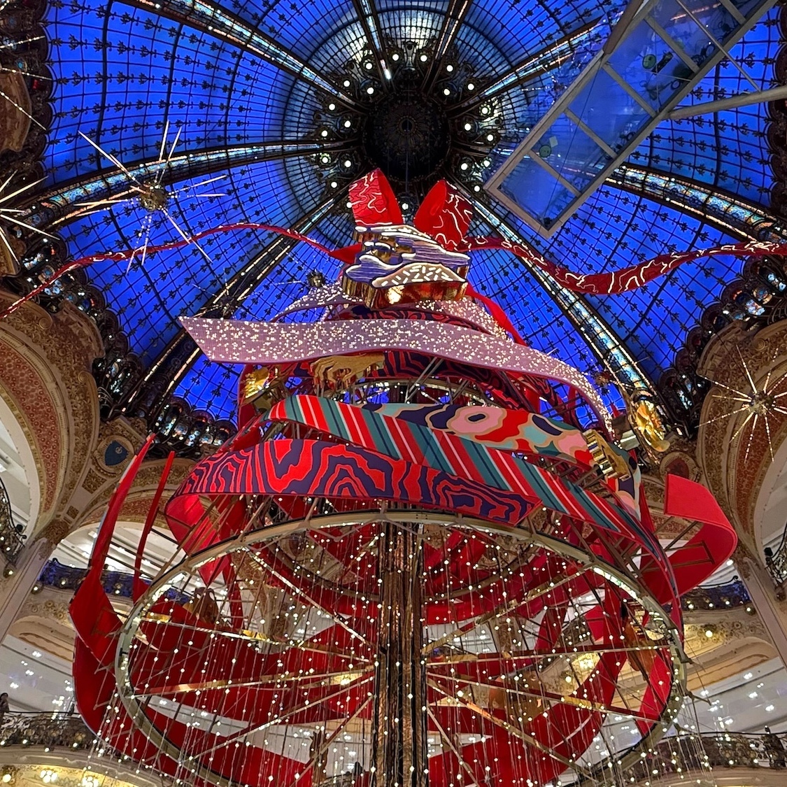 sapin-noel-galeries-lafayette-paris-cjagodabartus-