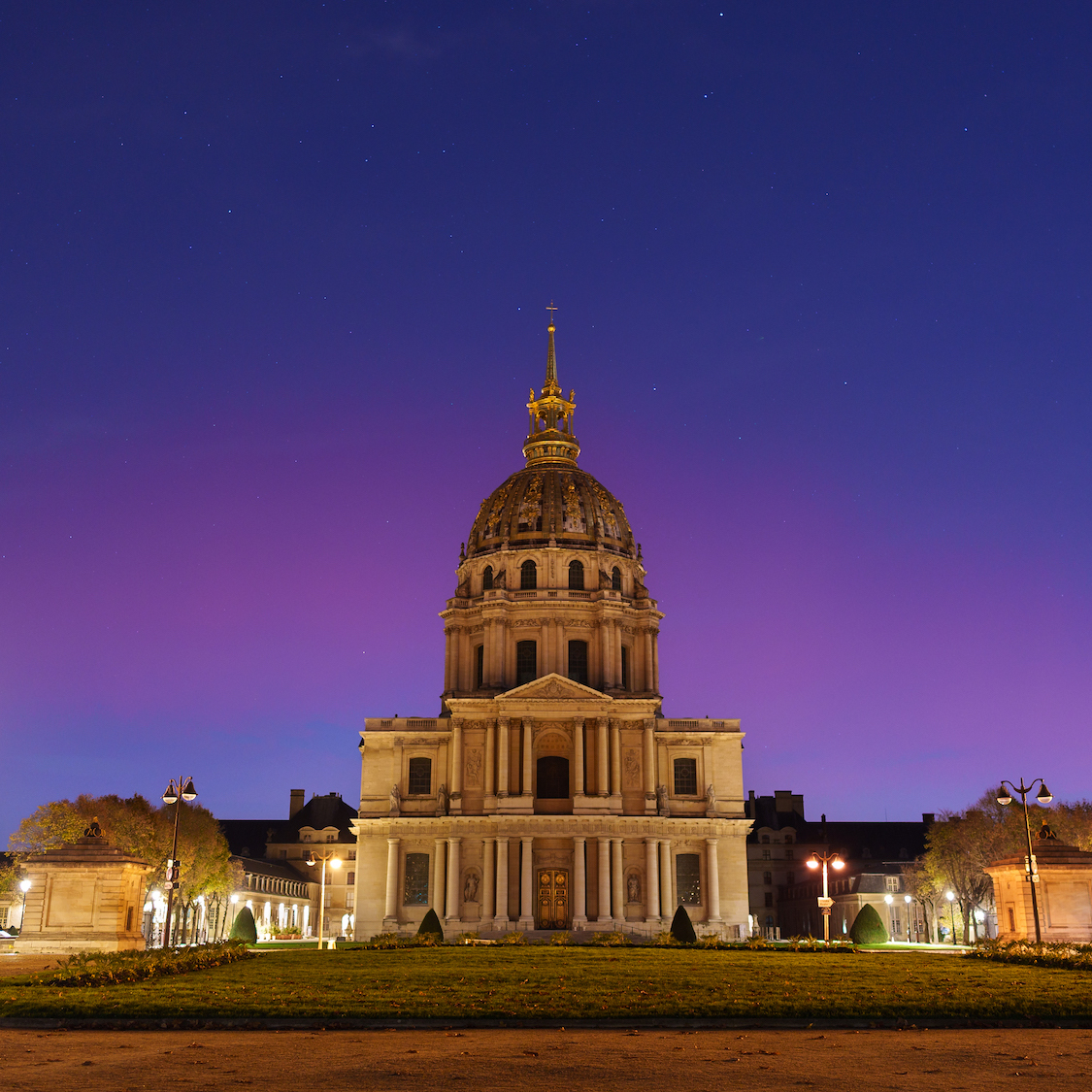 EN IMAGES. De magnifiques aurores boréales aperçues même à Paris cette semaine a4-04428-6