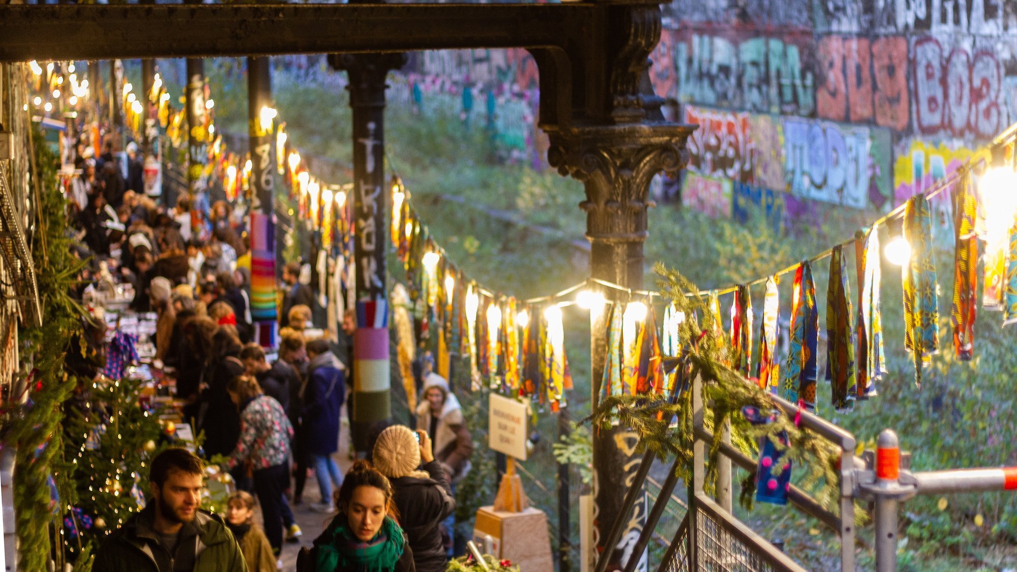 noe-l-sur-le-quai-he-le-ne-rozenberg-2-1-2000