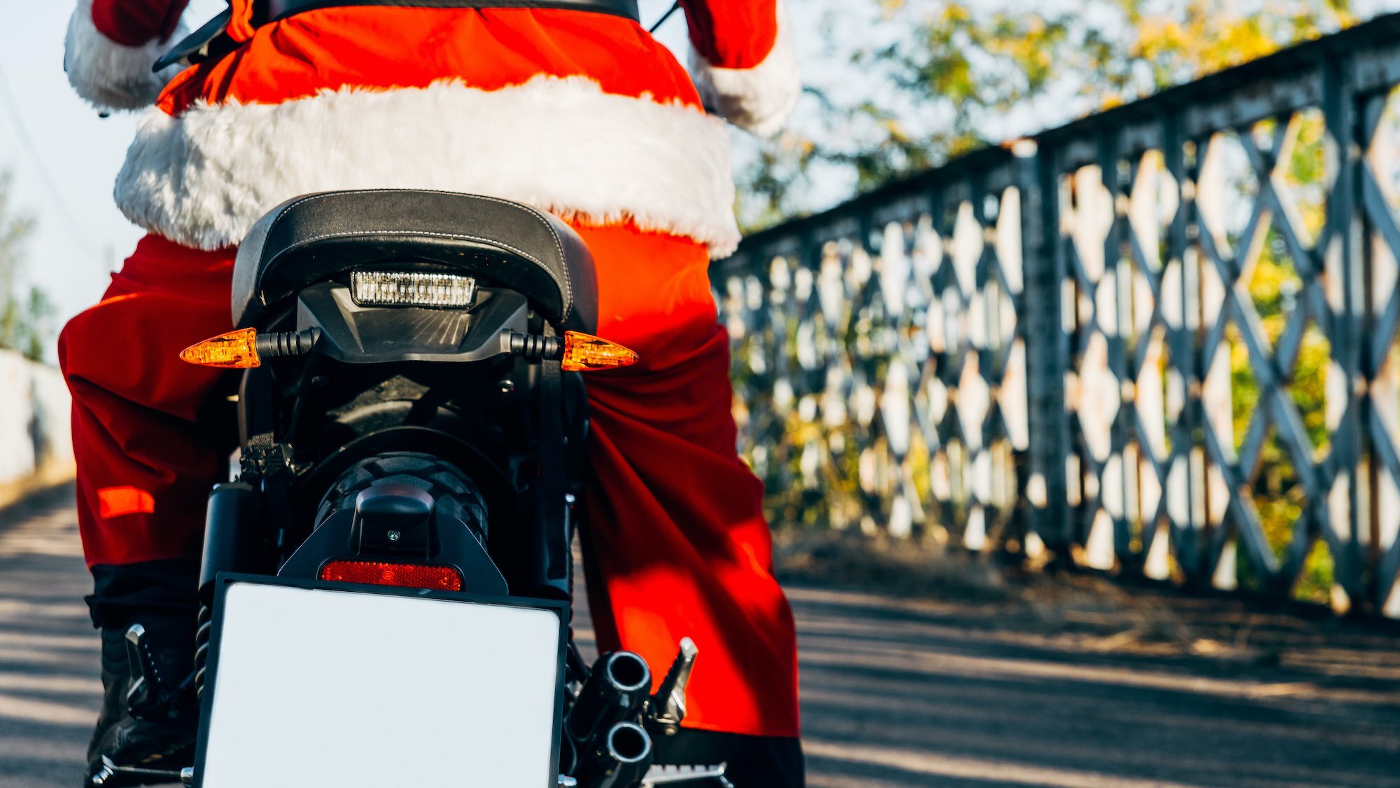 shutterstock-1833296509-1-2000