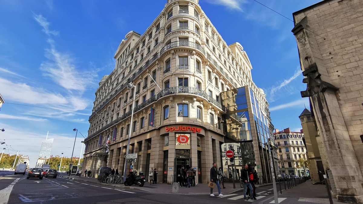 It's official: this hard discount giant is opening a 1,000 m² store in ...