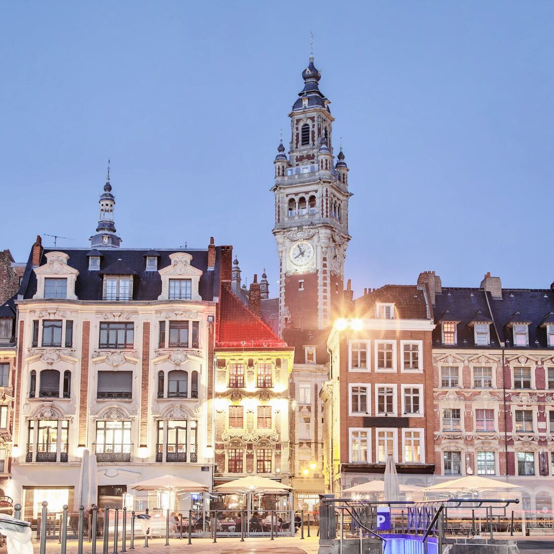 grand-place-lille-beffroi