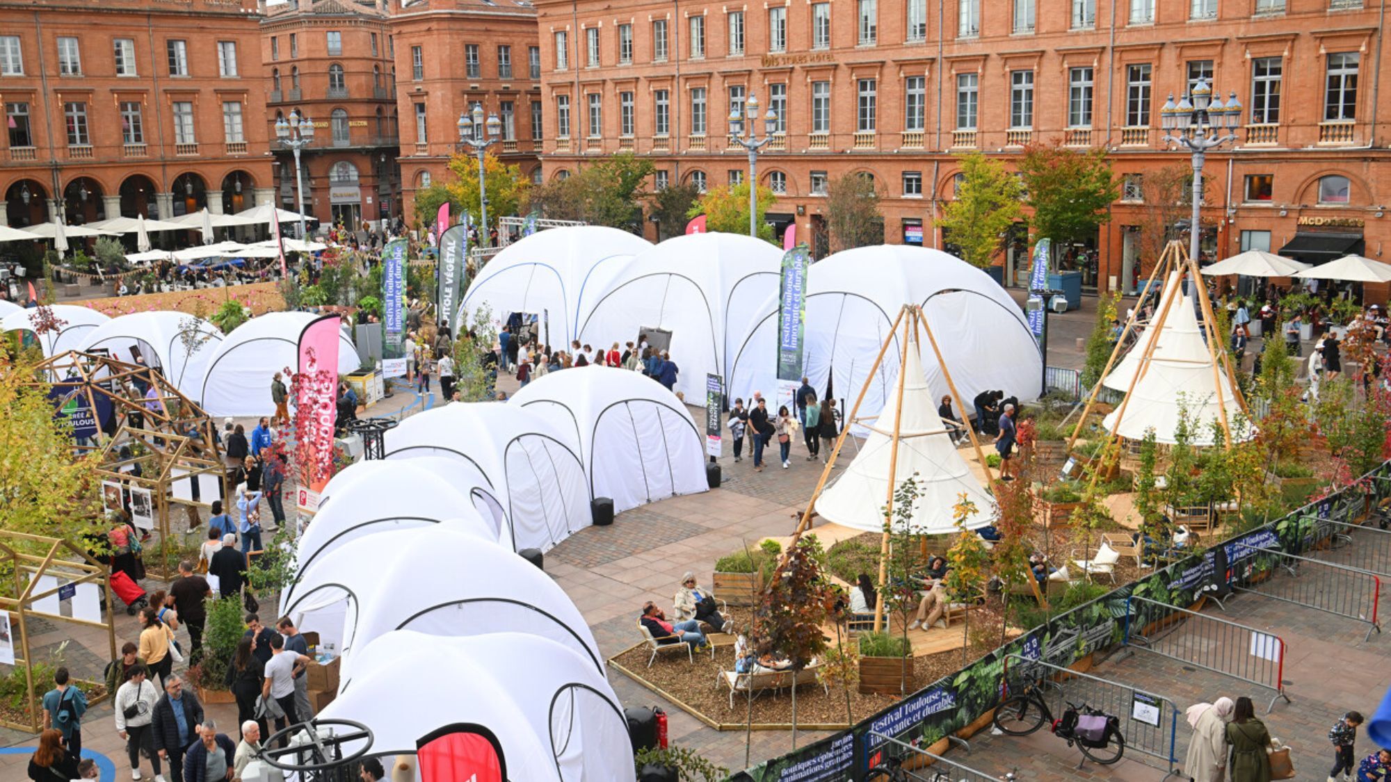 jardin-ephemere-place-capitole-toulouse
