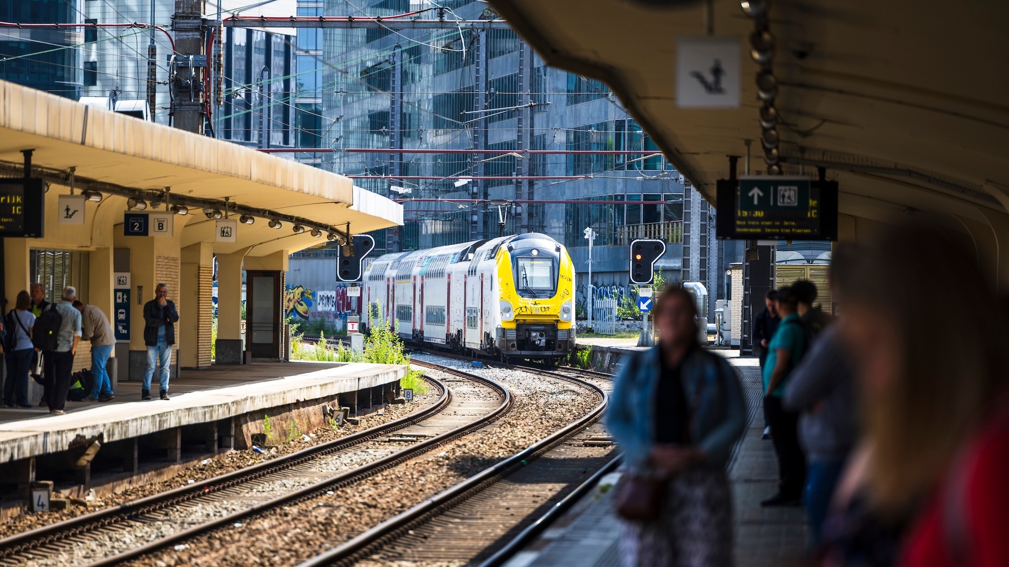 train-rapide-bruxelles-charleroi-35-minutes