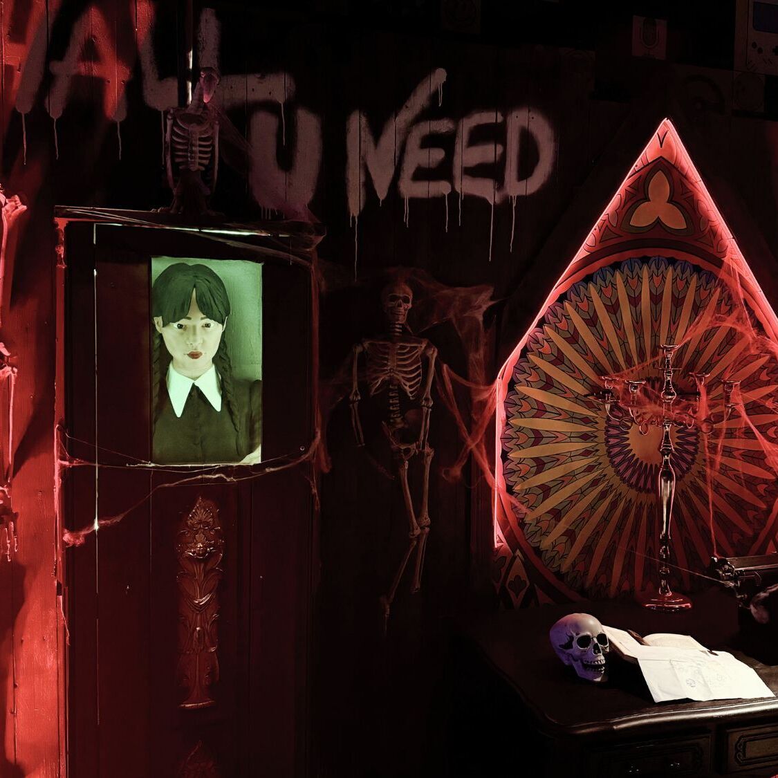 hall-u-need-halloween-burger