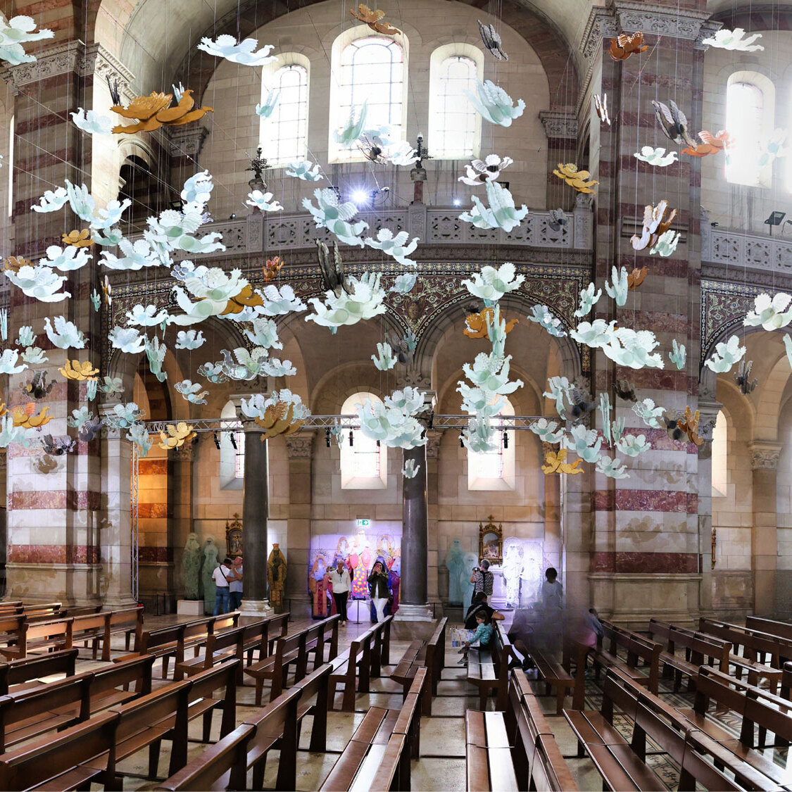 Une exposition féérique transforme la Major en temple des lumières à Marseille exposition-feerique-major-marseille