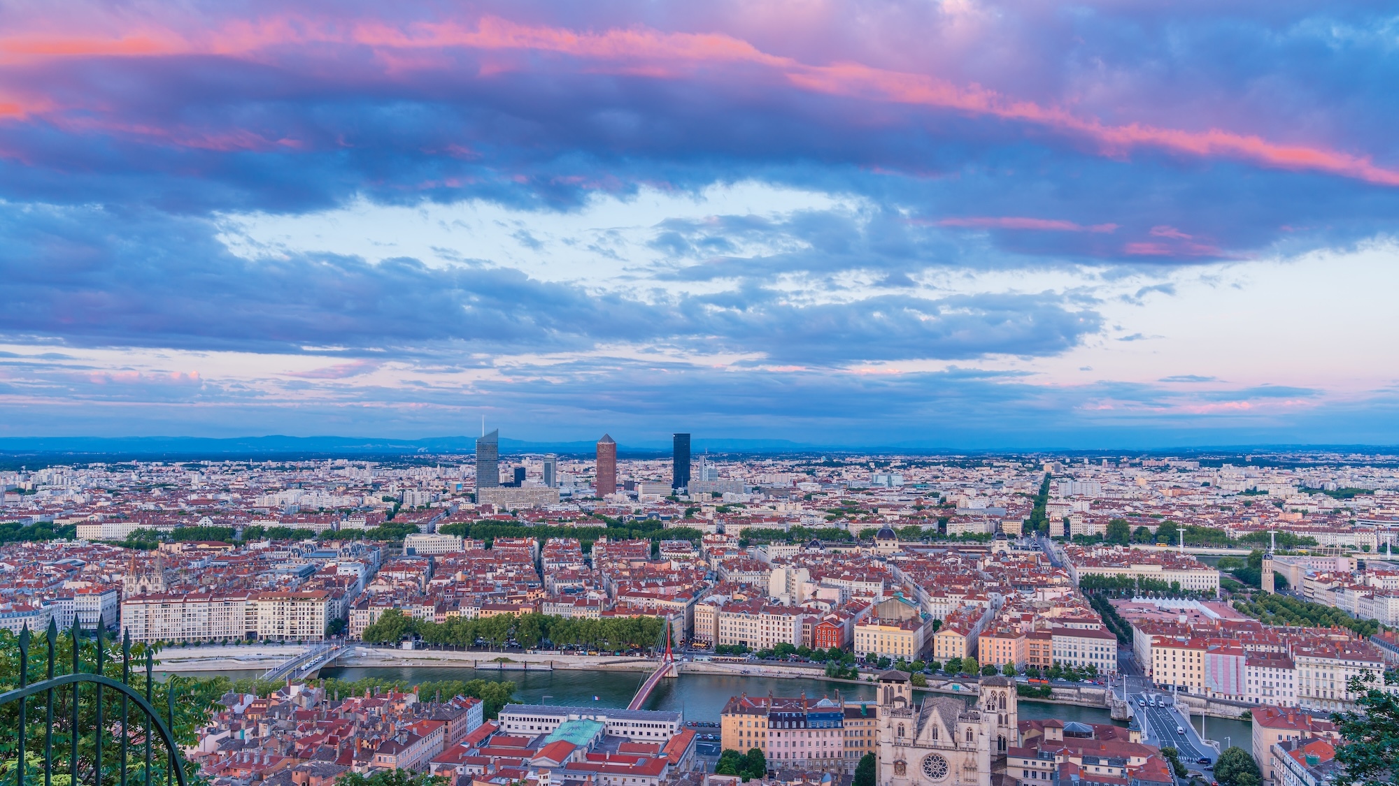 shutterstock-2511982697