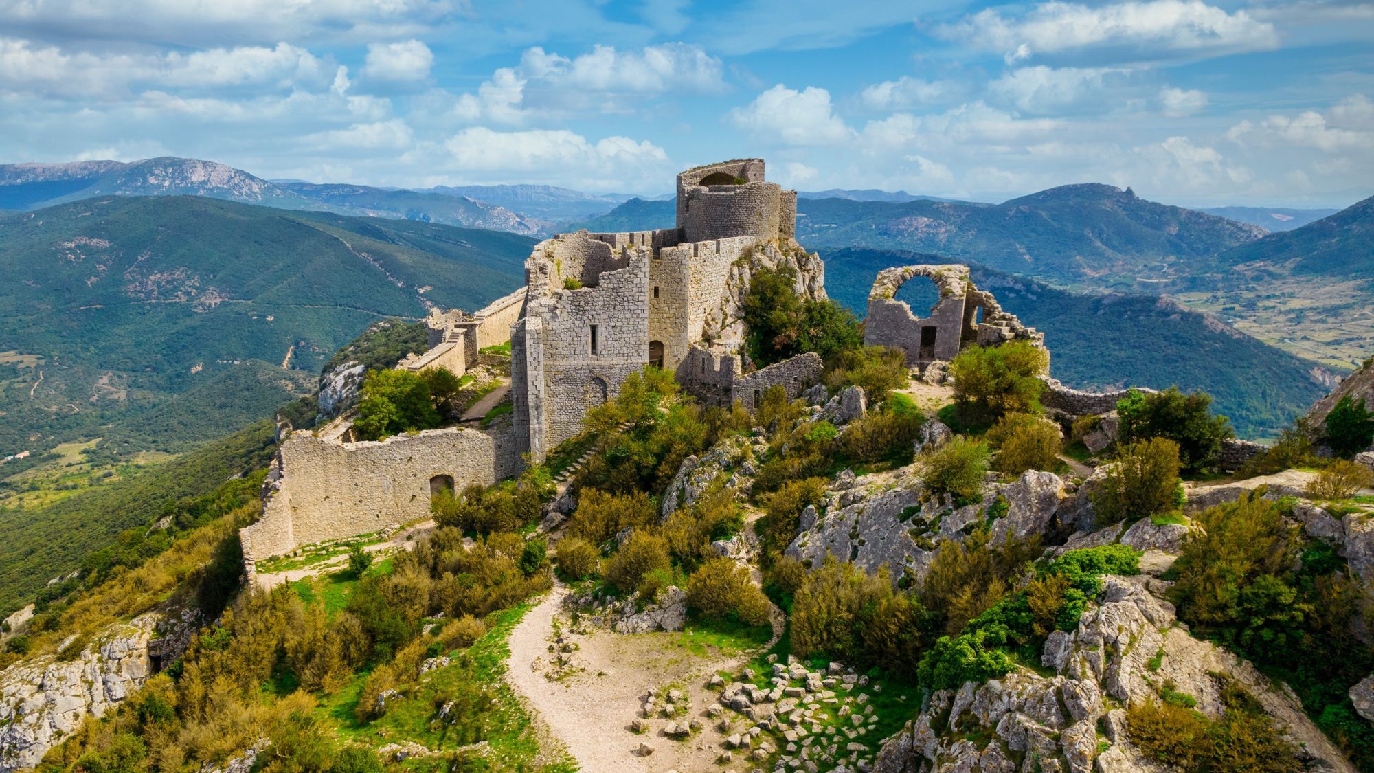 chateax-abandonnes-hantes-occitanie-toulouse