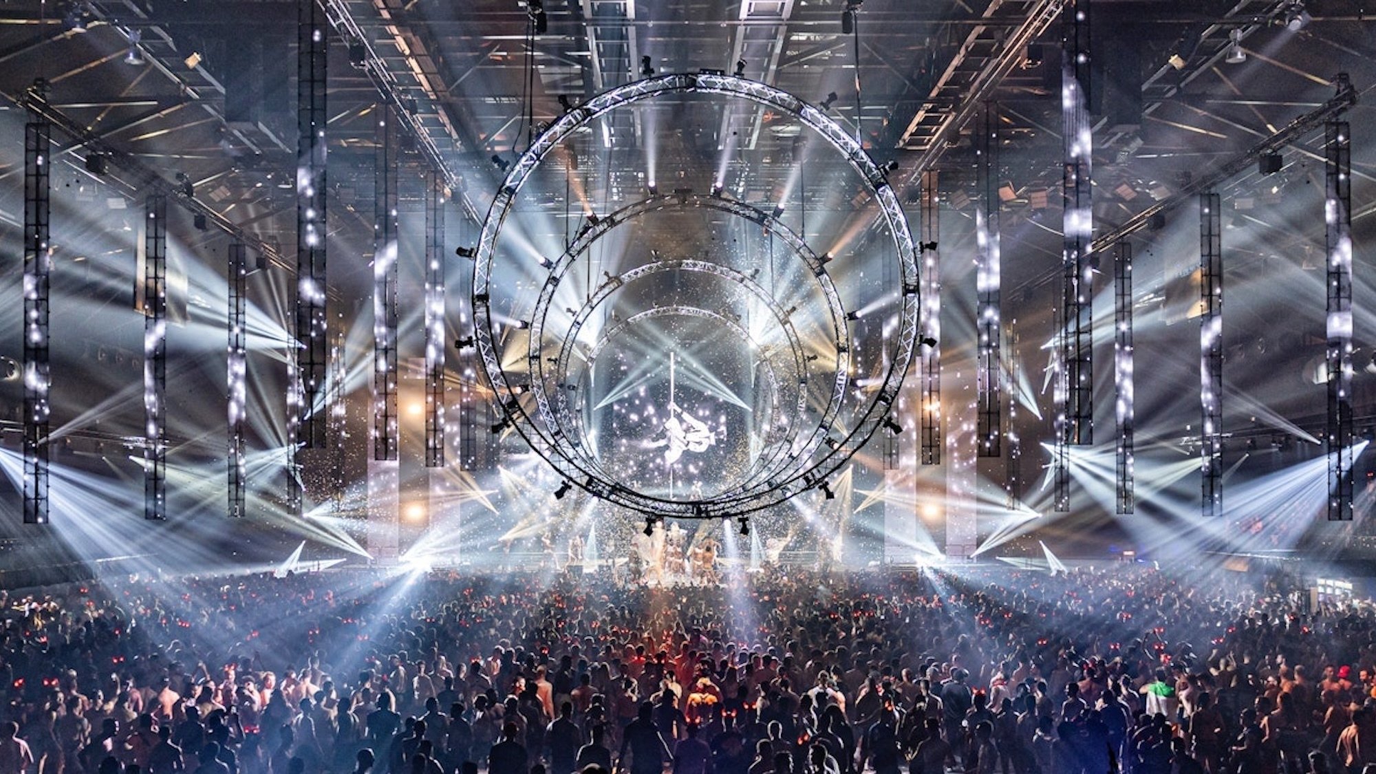 plus-grande-soiree-gay-monde-bruxelles