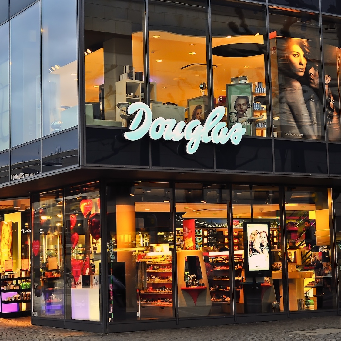 douglas-parfums-cosmetiques-bruxelles