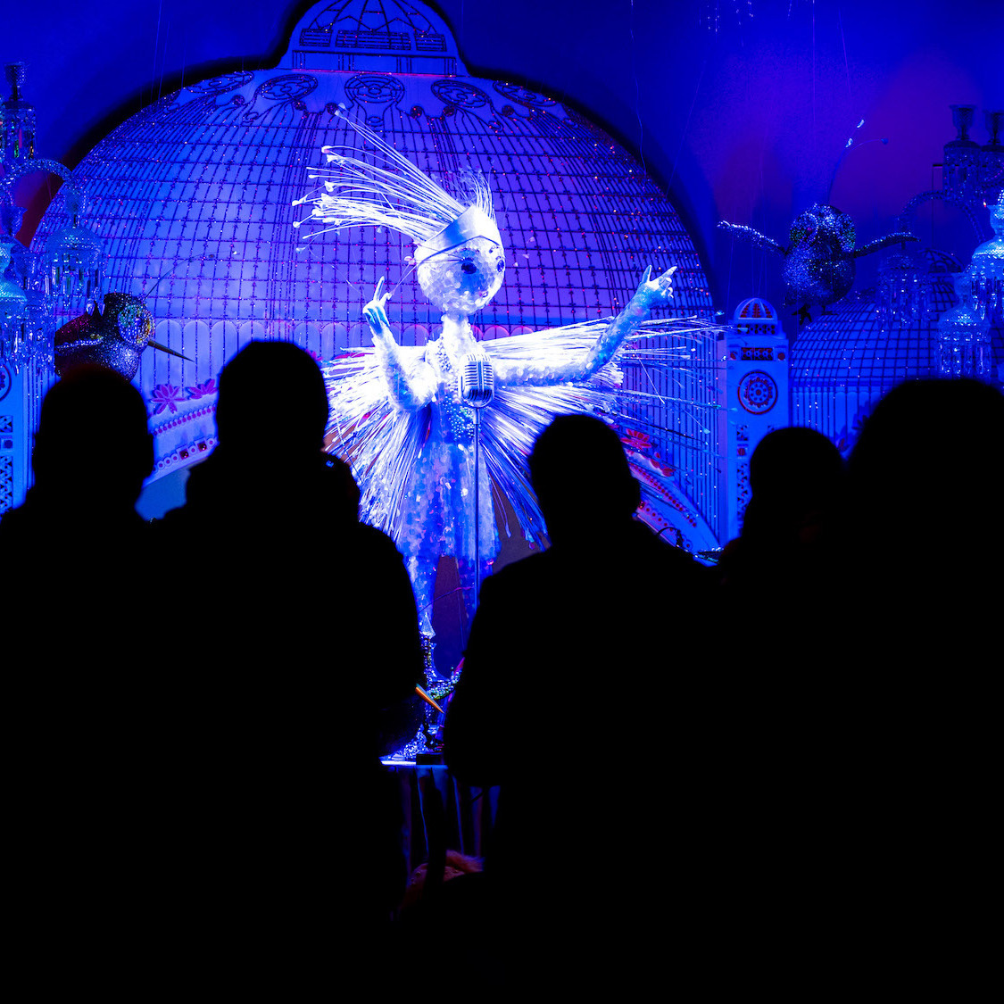 vitrines-noel-galeries-lafayette-2024-bonbon-paris