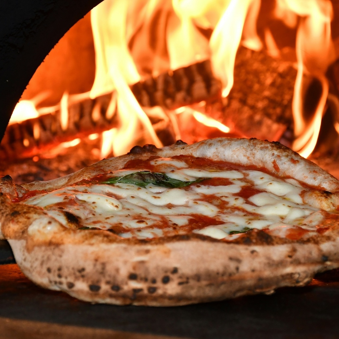 pizza-napolitaine-credit-fabrizio-pullara-unsplash