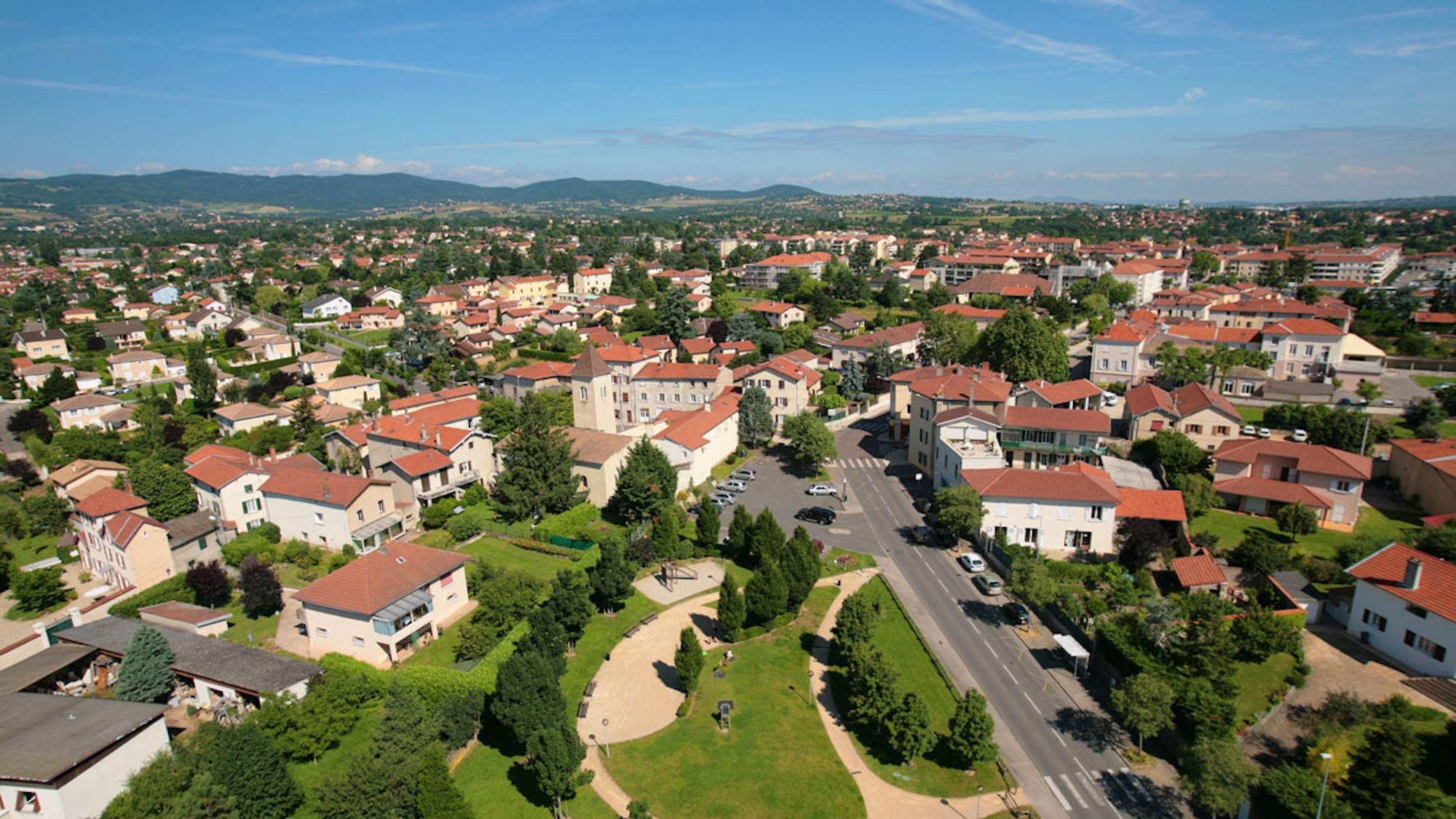 Immobilier : le prix des maisons connaît une chute vertigineuse jusqu'à -18% autour de Lyon immobilier-prix-maisons-chute-autour-lyon
