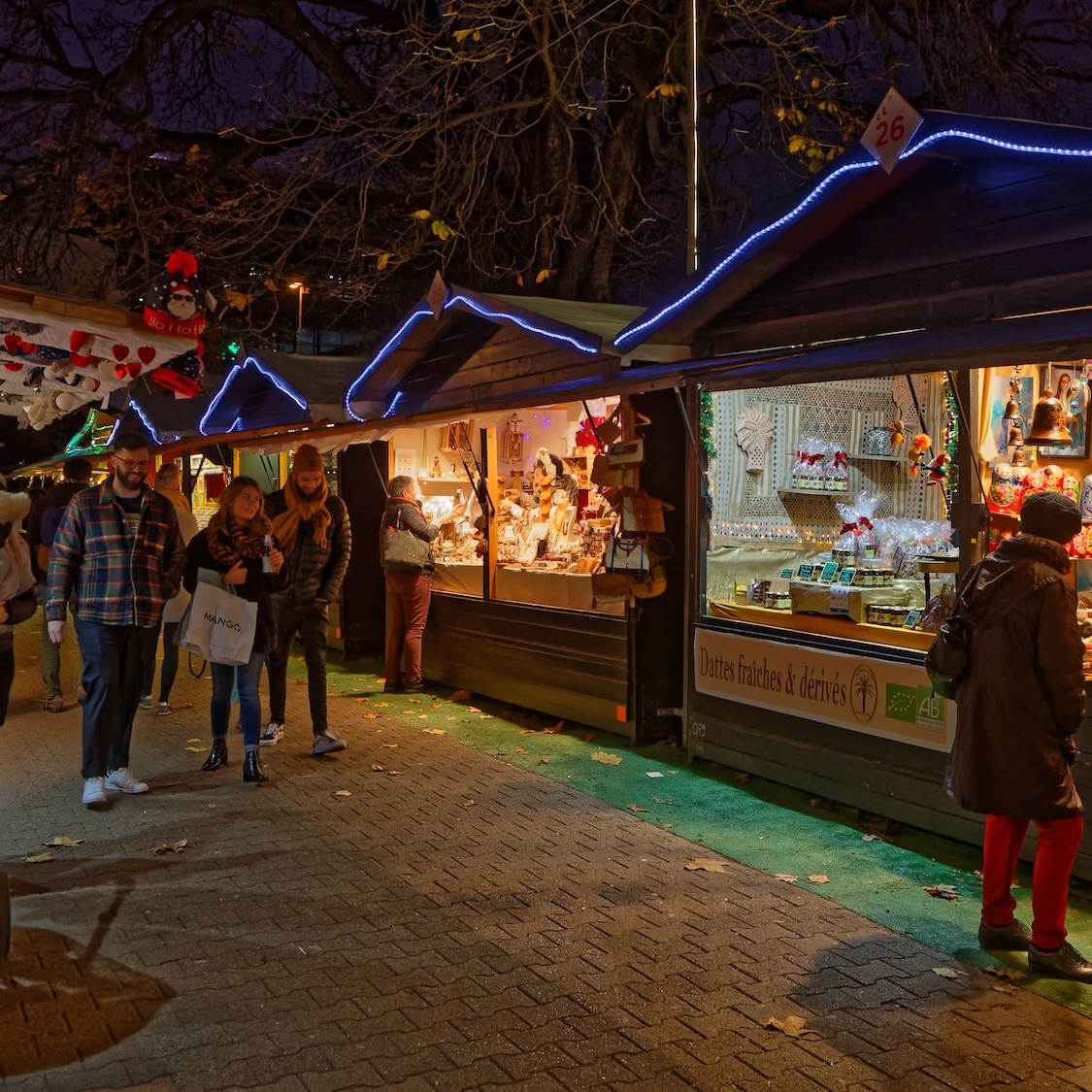 petition-marche-noel-lyon-place-bellecour