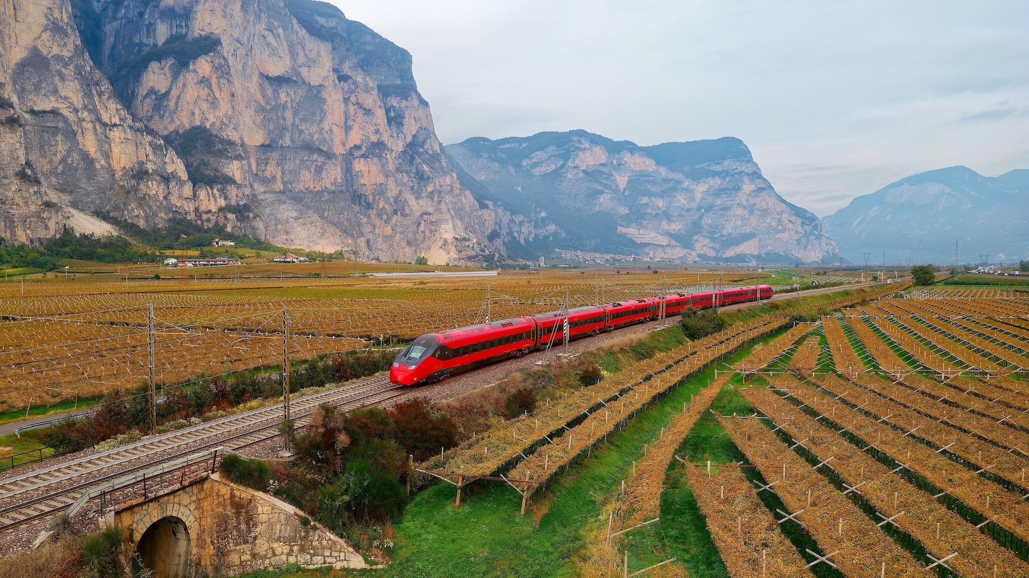 trenitalia-credit-aaronchenps2-shutterstock