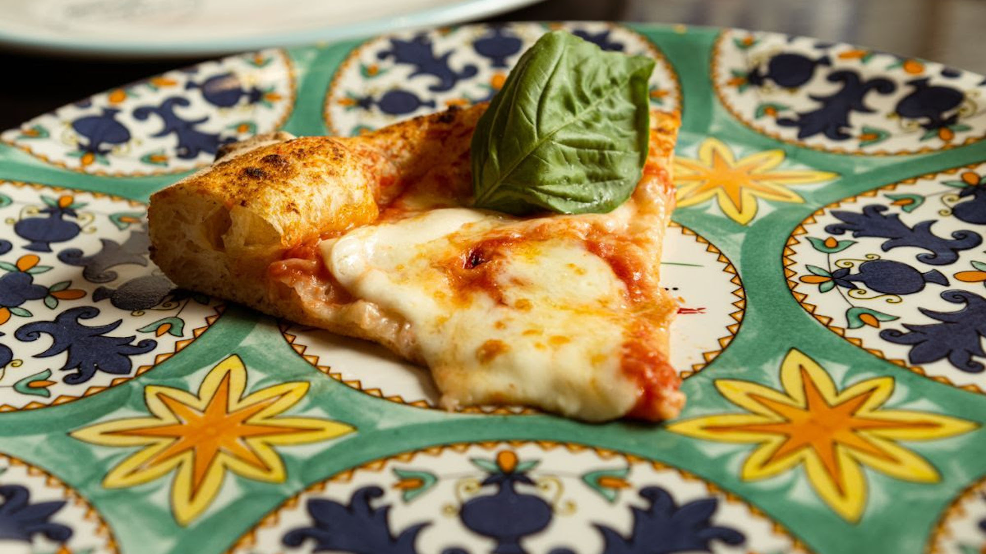 Un festival dédié à la pizza s’empare de tout Paris en octobre ! pizza-part-fromage-sauce-tomate-margerita-basilic-