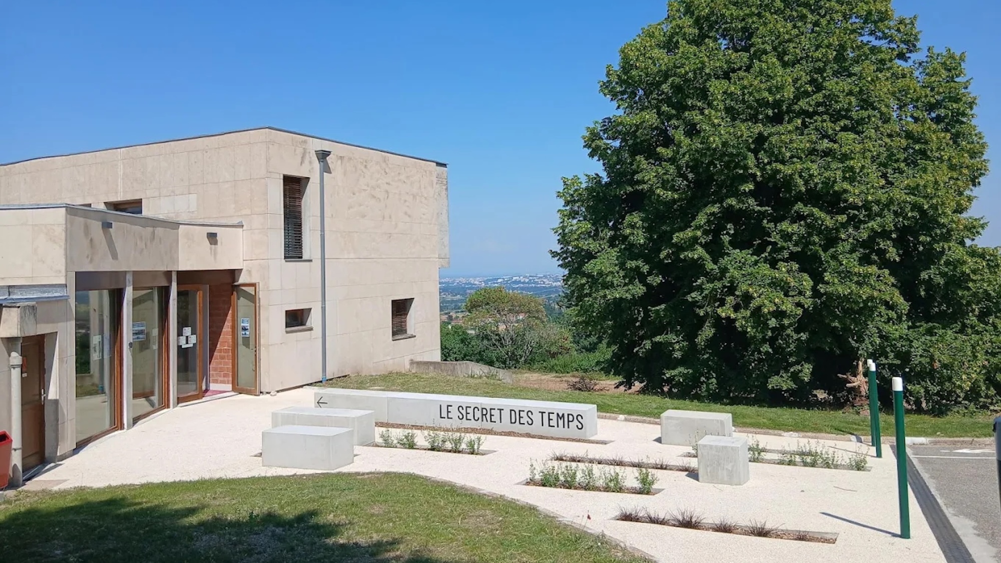 monastere-visitation-vaugneray-musee-collection-un