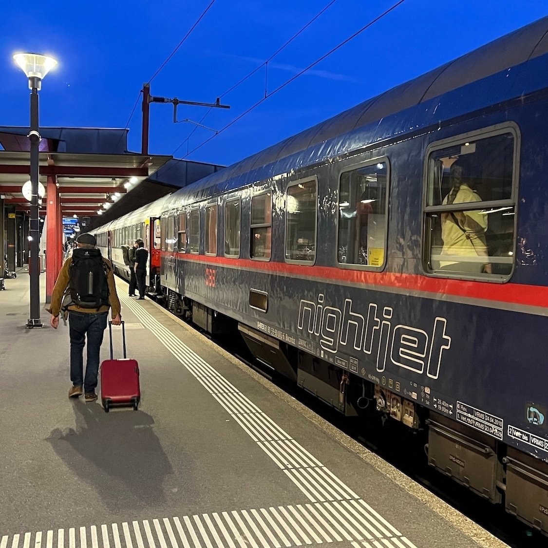 The night trains from Paris to Berlin and Paris to Vienna are no more! shutterstock-2627585295