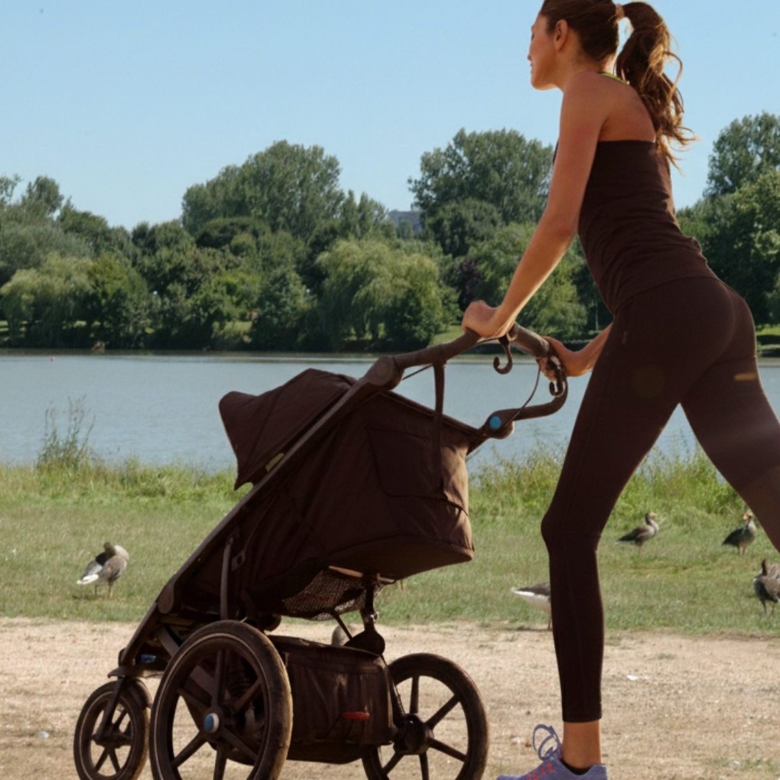 Courir avec bébé à Dijon : les Runs-poussettes débarquent au lac Kir run-poussette-dijon-2-