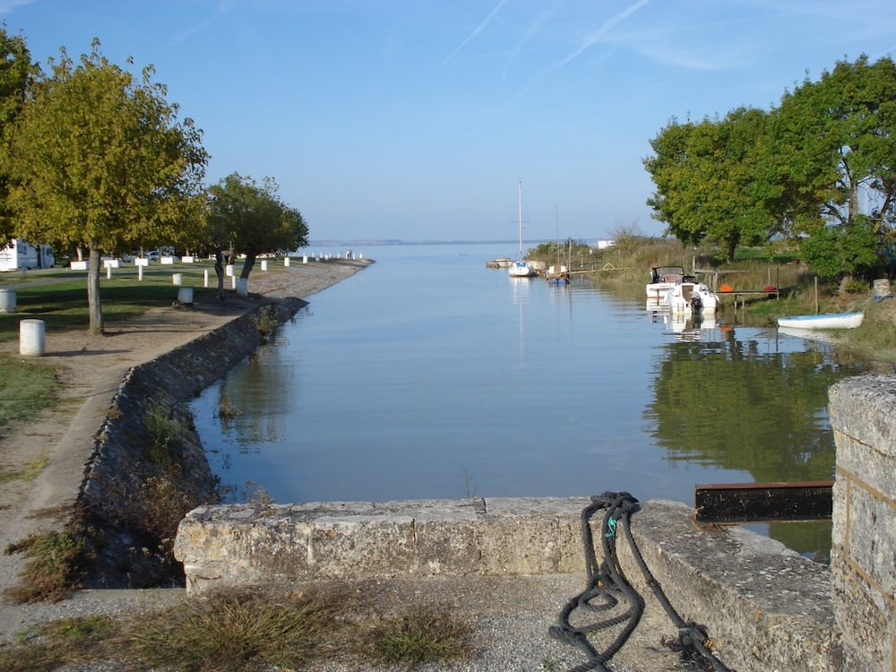 saint-christoly-medoc-port