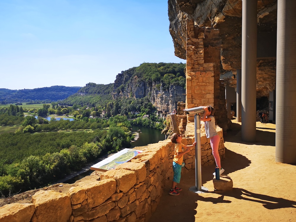 fort-roque-gageac