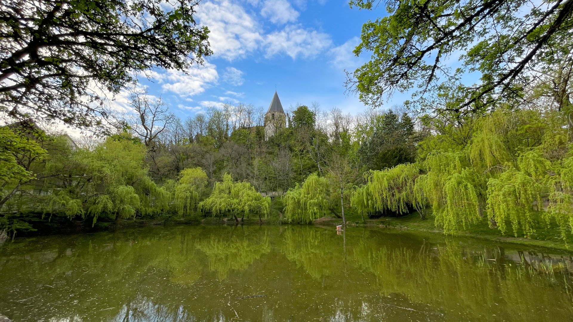 Fontaine-l&egrave;s-Dijon mare aux canard Vieux Fontaine