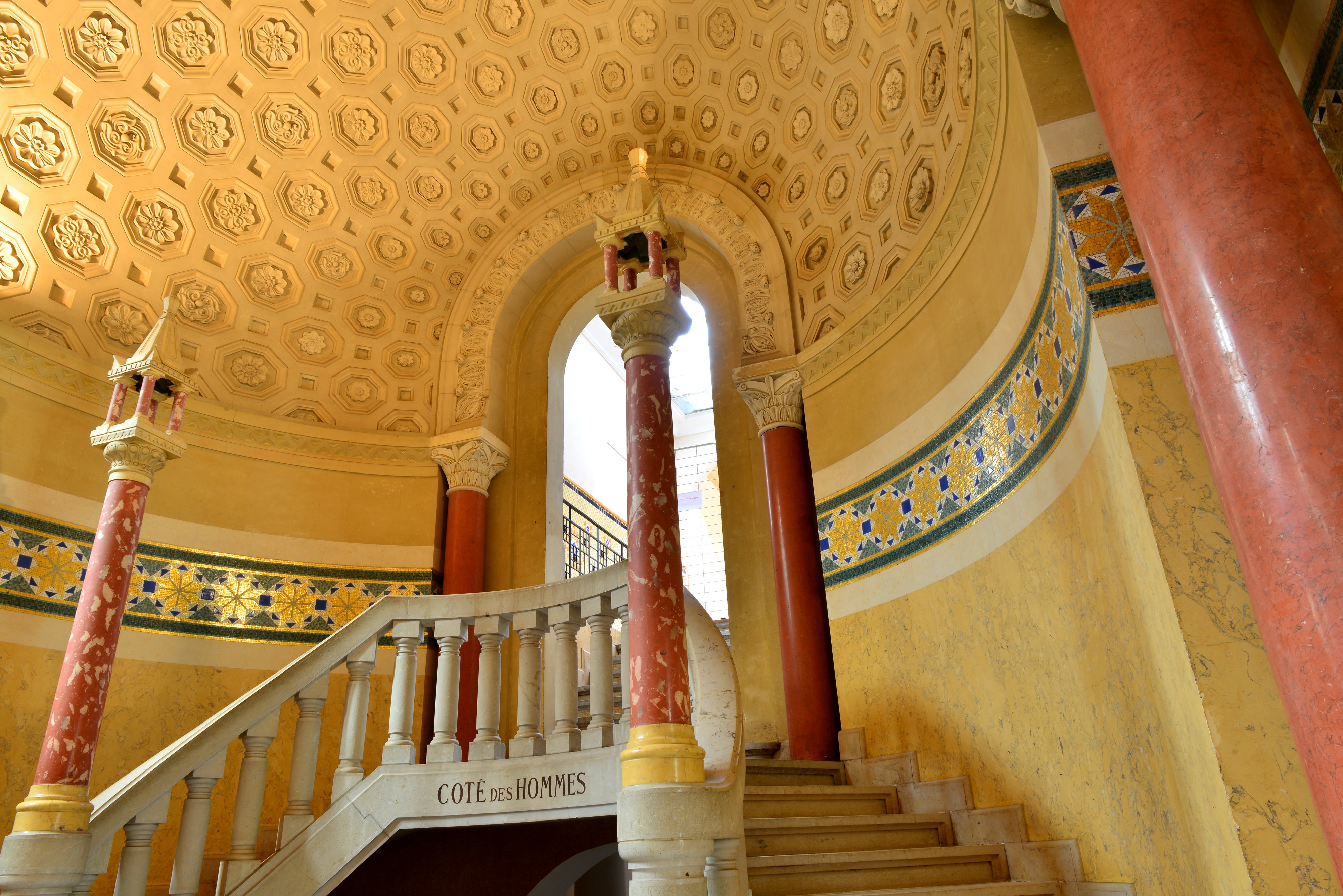 2h-lyon-grands-thermes-chatel-guyon-loto-patrimoine