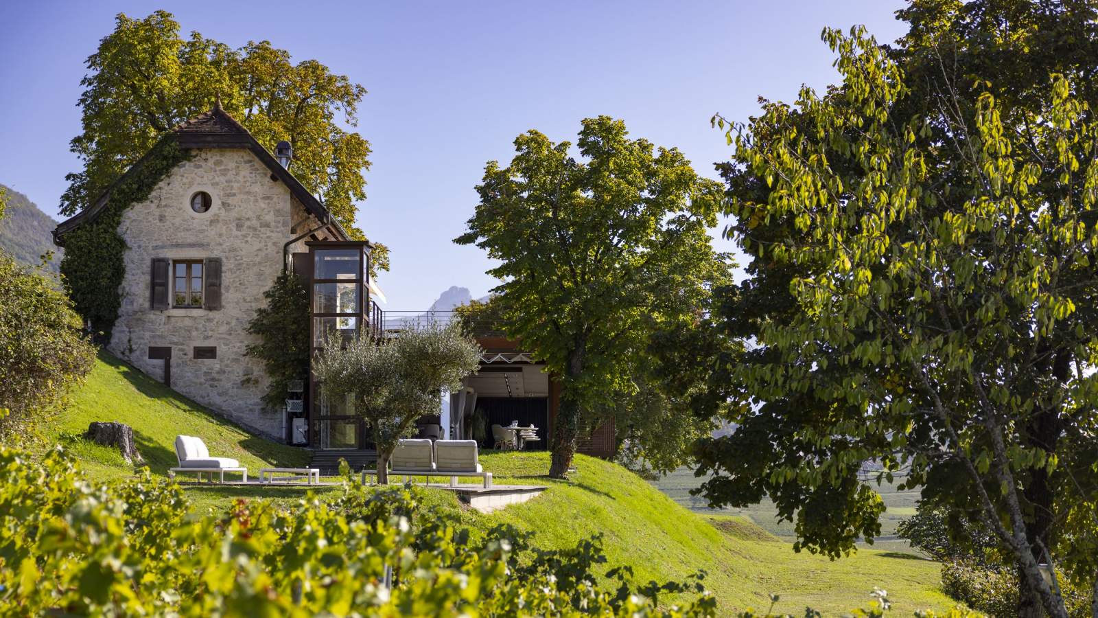 morainieres-seul-nouveau-restaurant-3-etoiles-michelin-2026-jongnieux