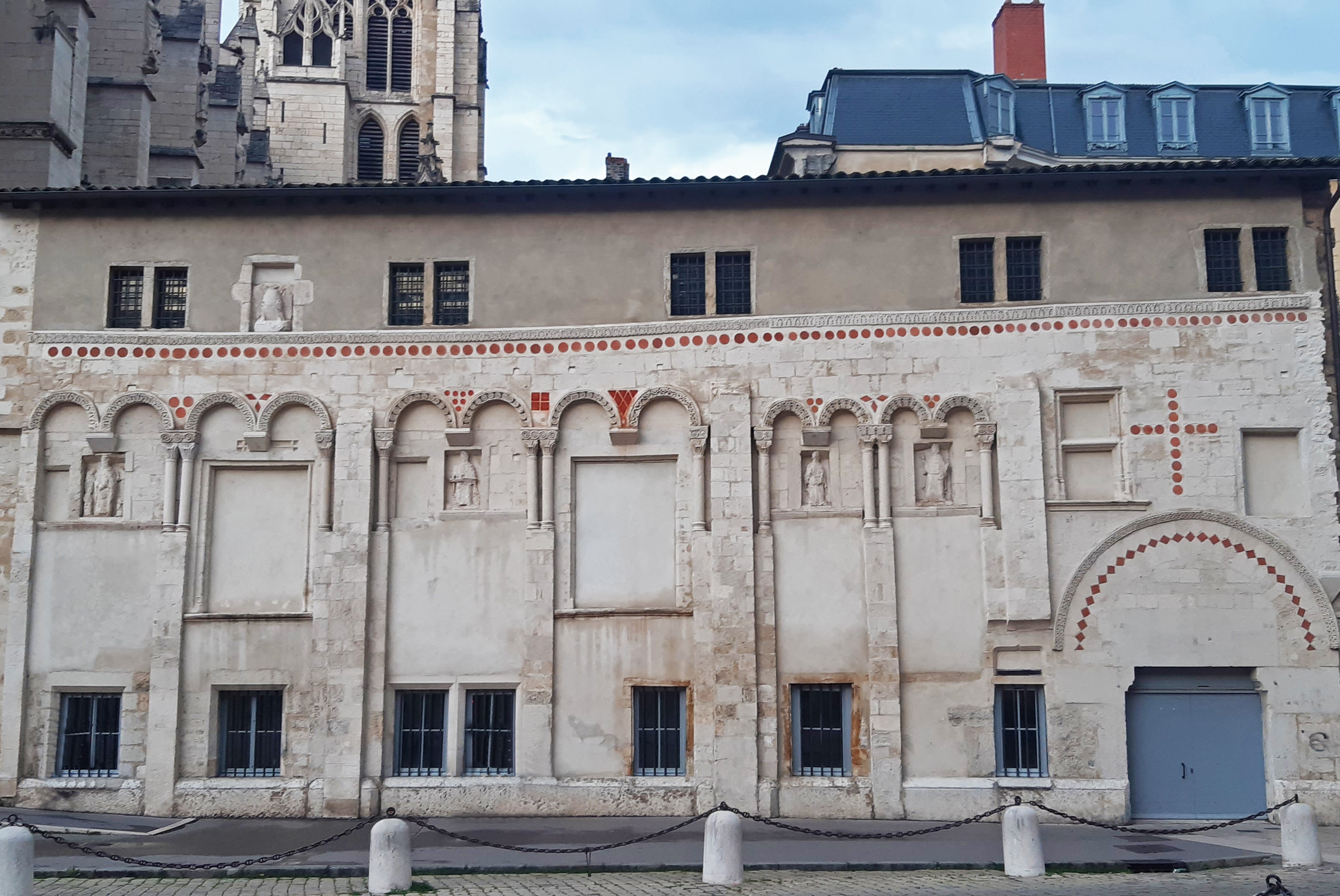 manecanterie-lyon-plus-ancien-batiment-conserve