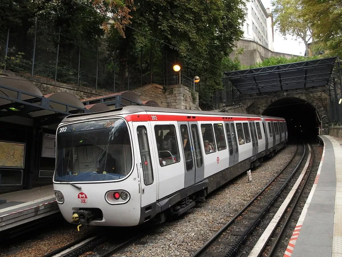 metro-c-lyon-cremaillere-plus-pentu-monde