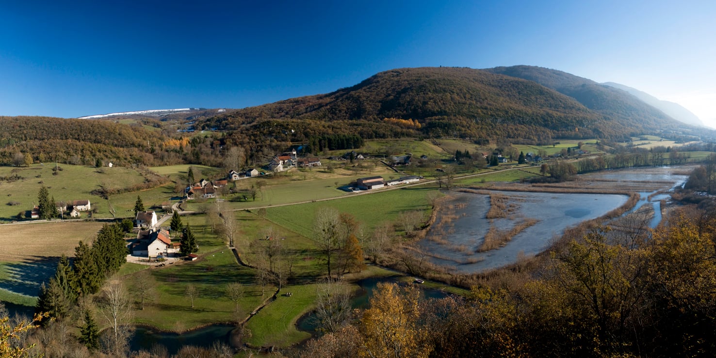 lac-de-millieu-lhuis-ain-1h-de-lyon