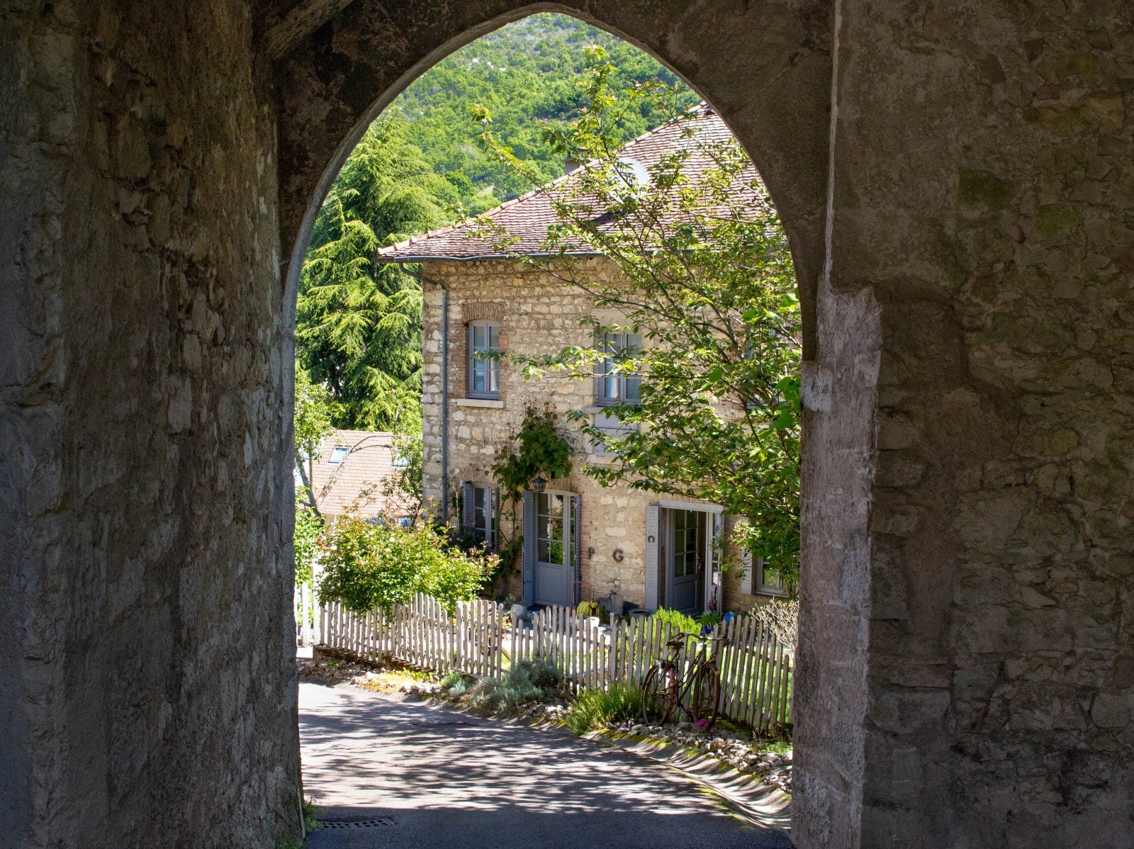 village-lhuis-ain-1h-de-lyon
