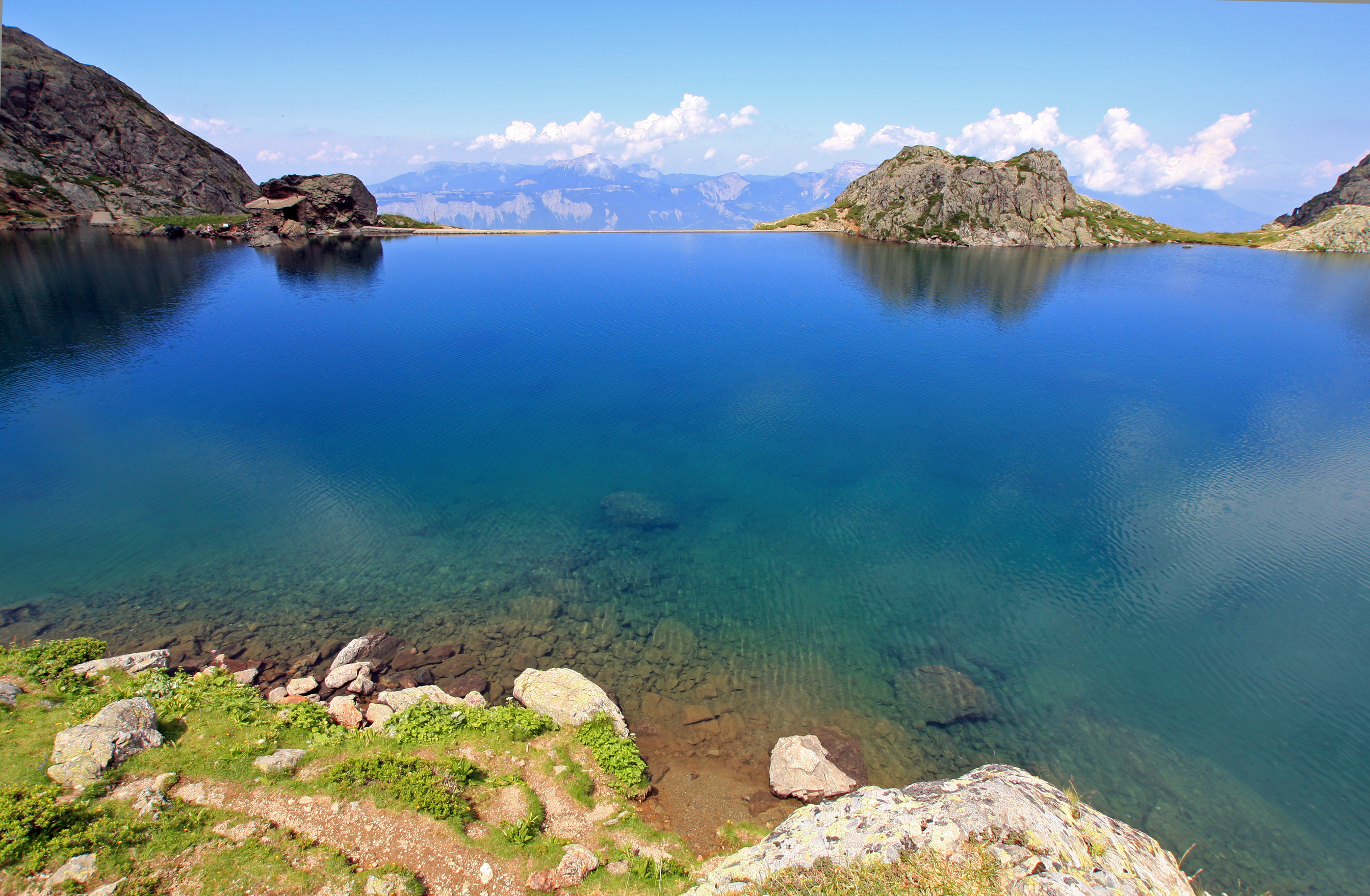 a-2h-lyon-lac-perche-2000-metres-panoramas-alpes