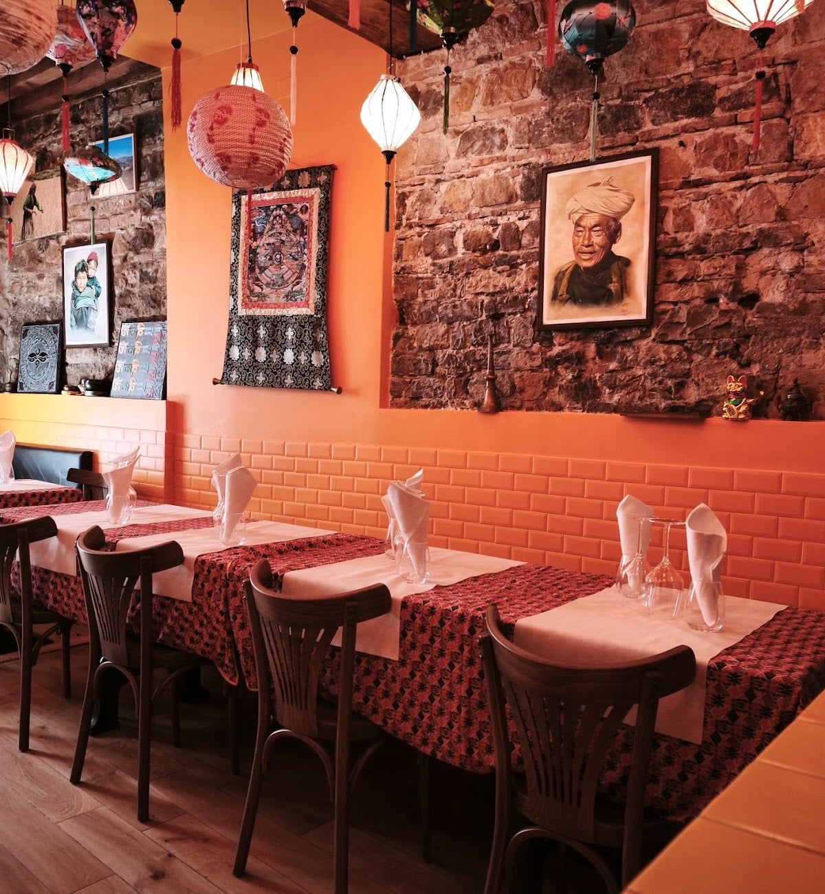 voie-annapurna-lyon-restaurant-nepalais