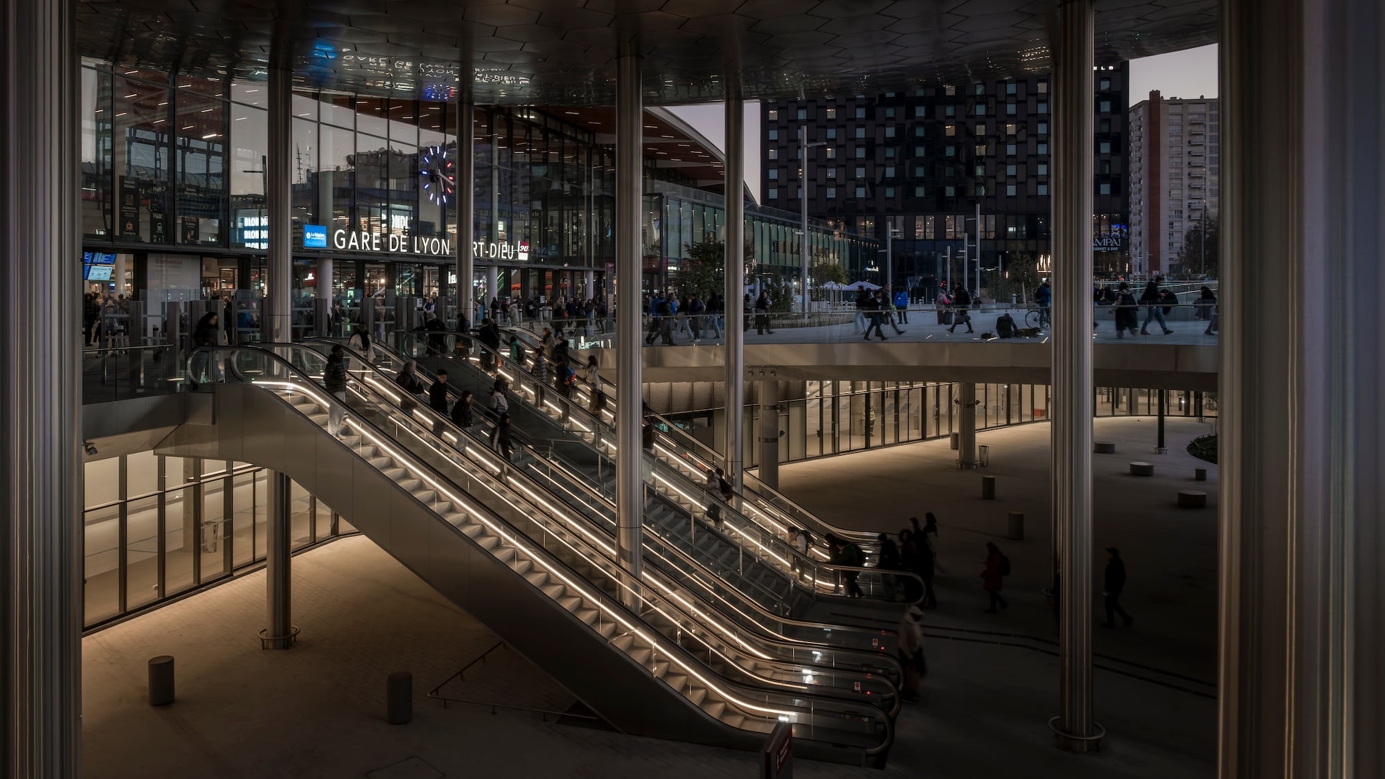 gare-lyonnaise-parmi-7-plus-belles-gares-monde