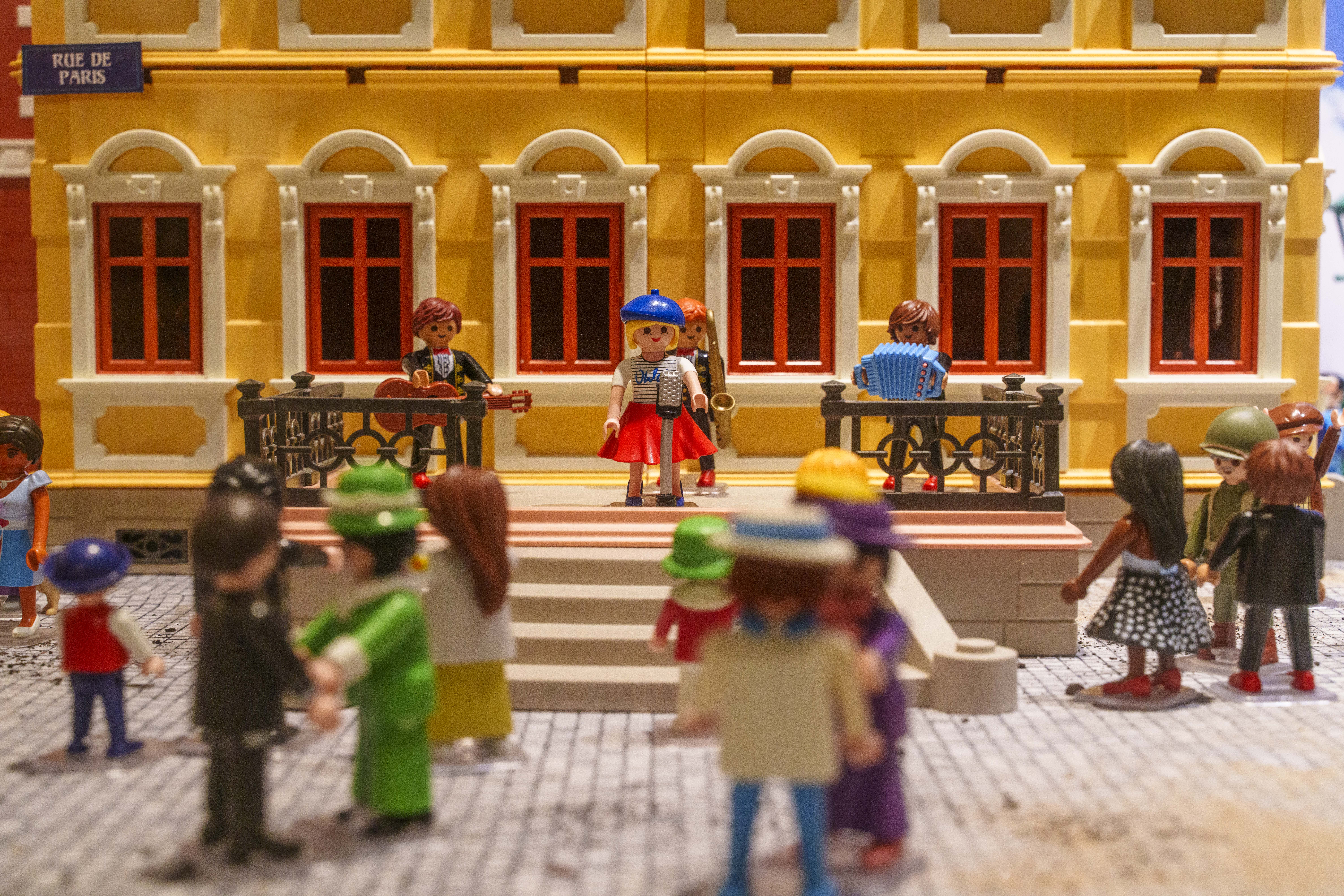 exposition-playmobil-france-annees-30-50-1h-lyon