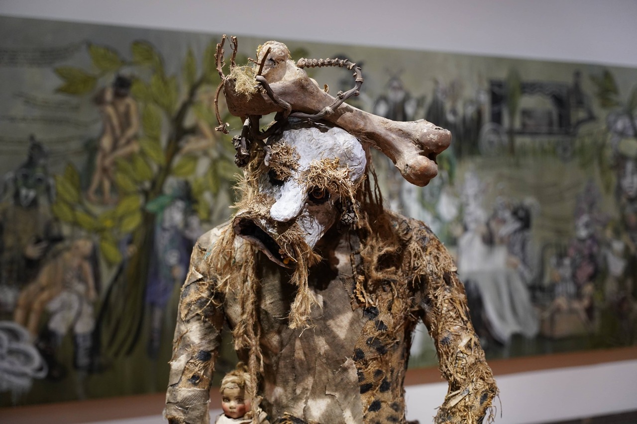 lyon-exposition-objets-insolites-collectionnes-artistes