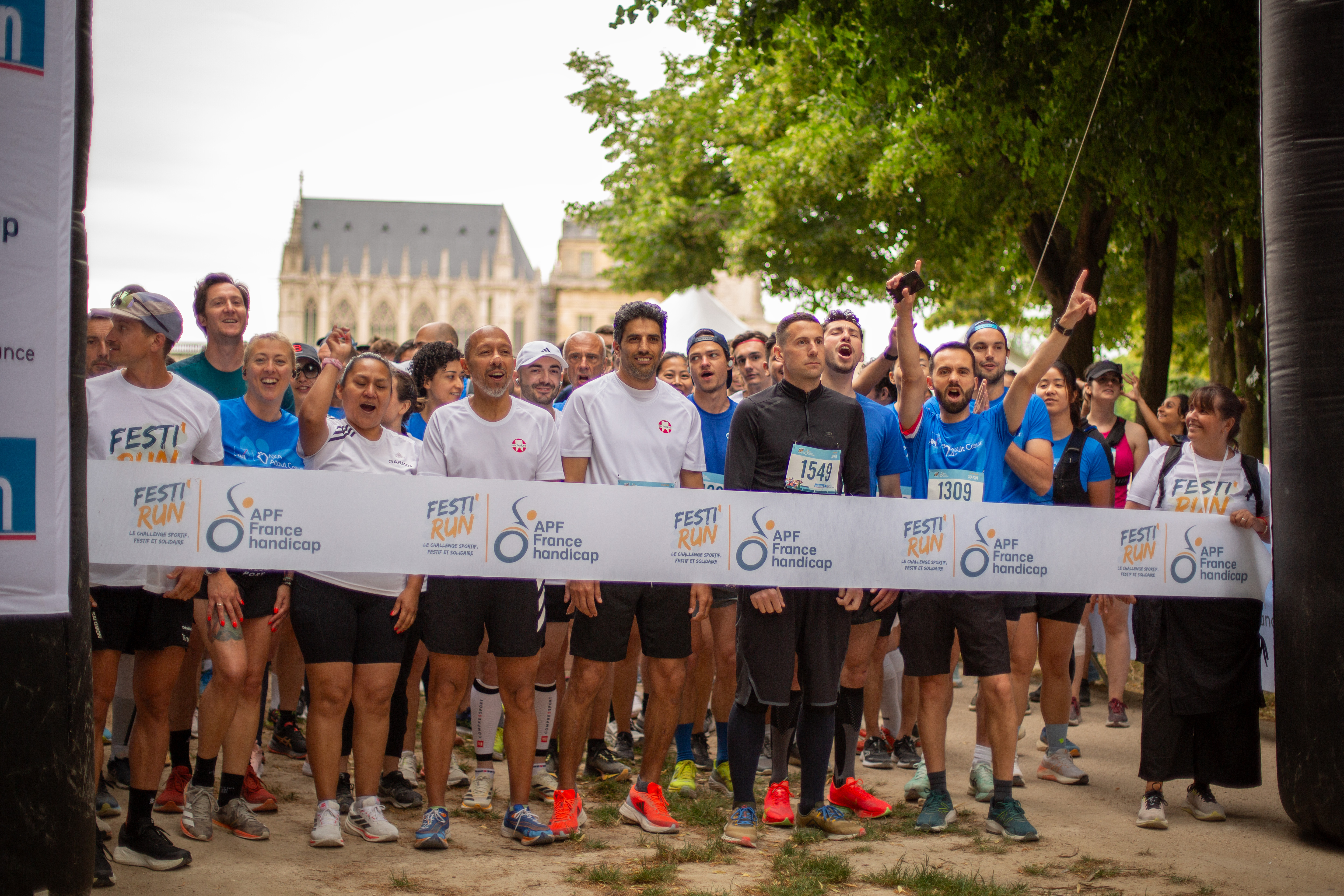 Asociando deporte e inclusión, la carrera solidaria FestiRun vuelve al Bois de Vincennes.