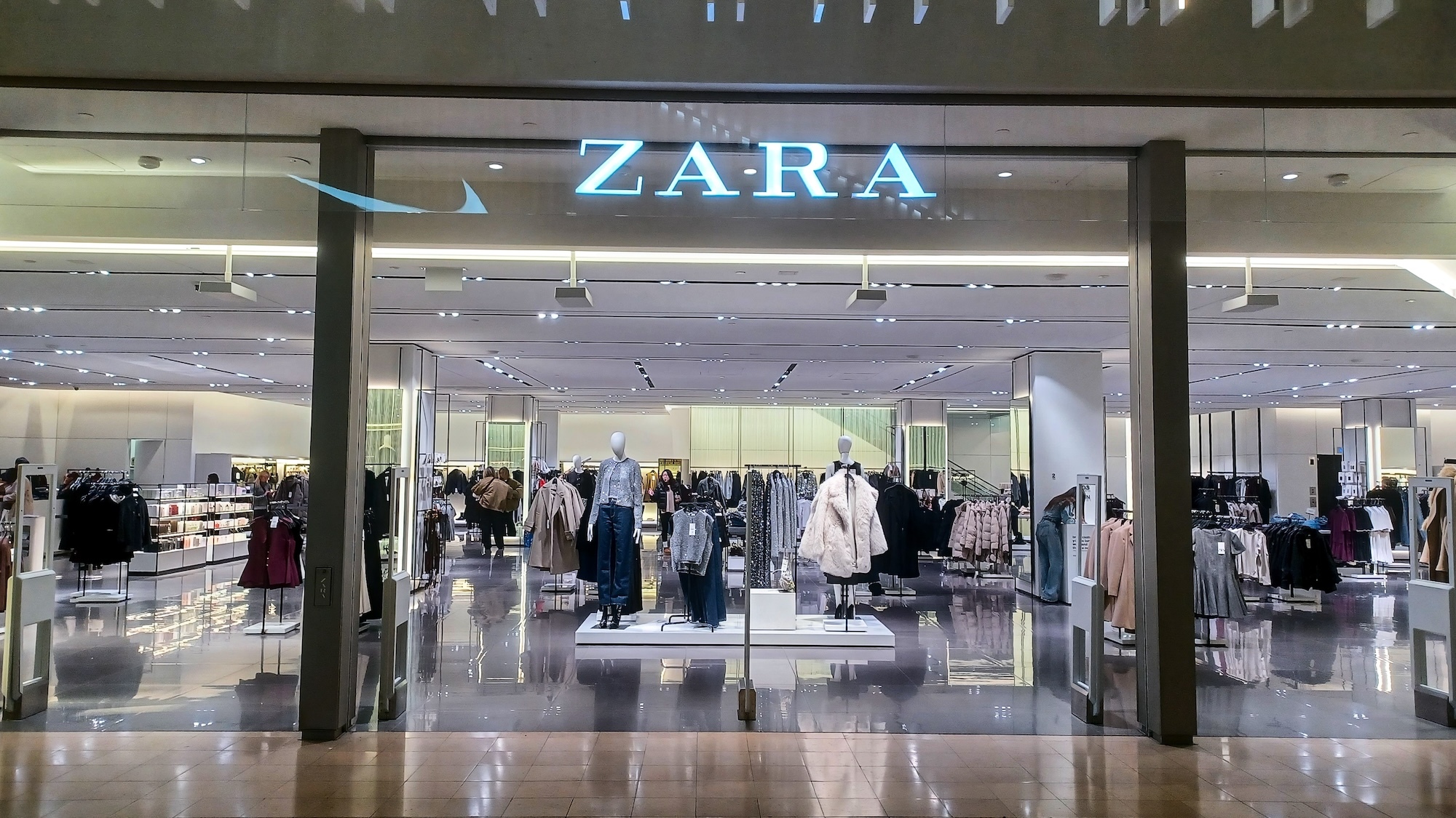 zara-magasin-flagship-4000-m-lyon