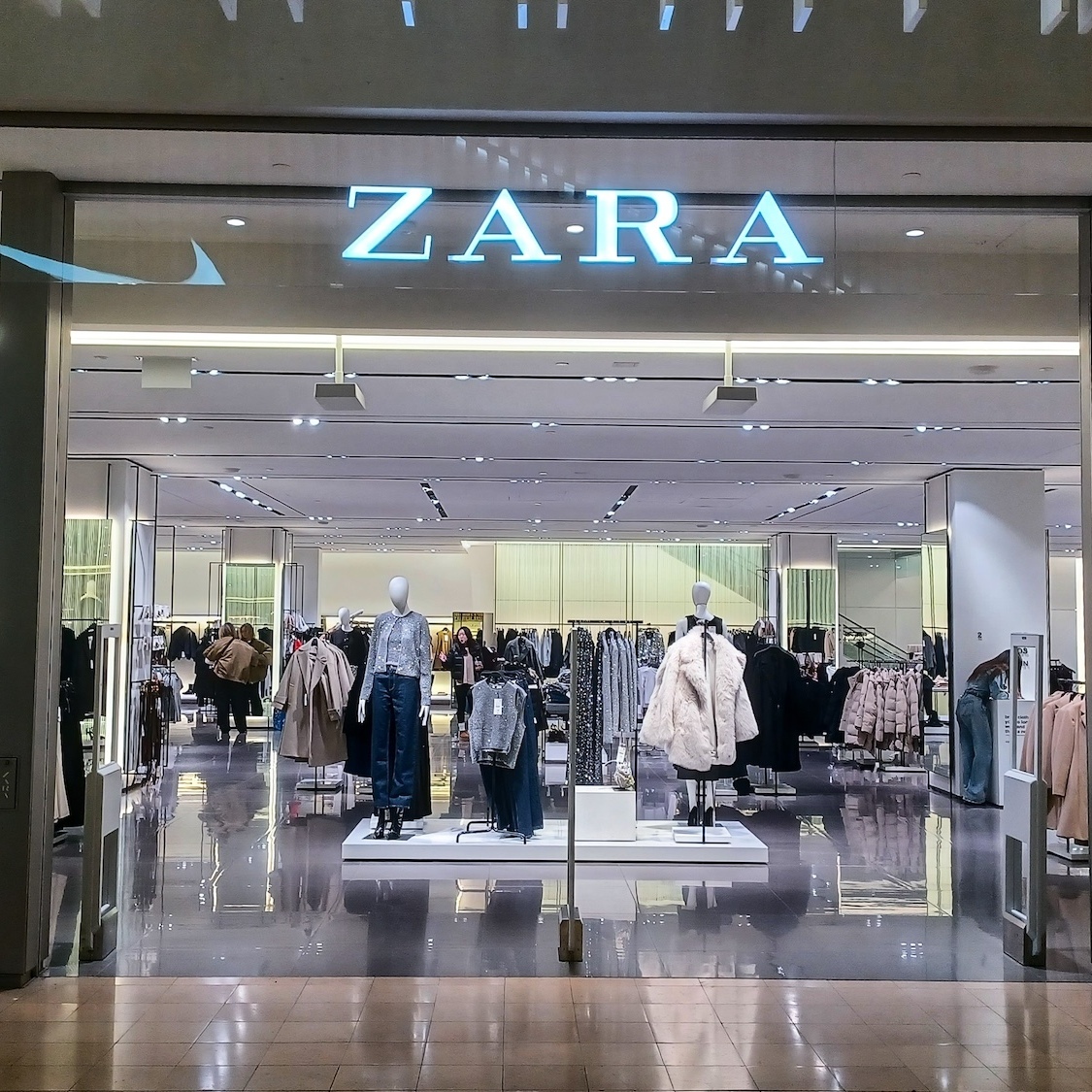 zara-magasin-flagship-4000-m-lyon