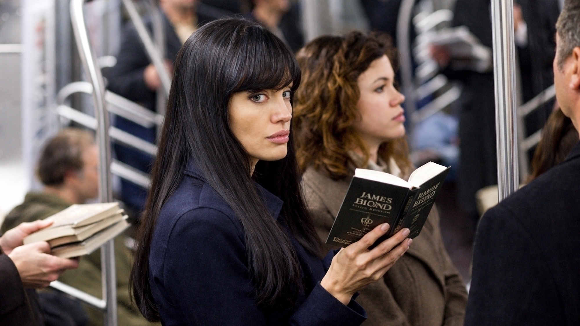 500-livres-distribues-gratuitement-metro-tram-lyon