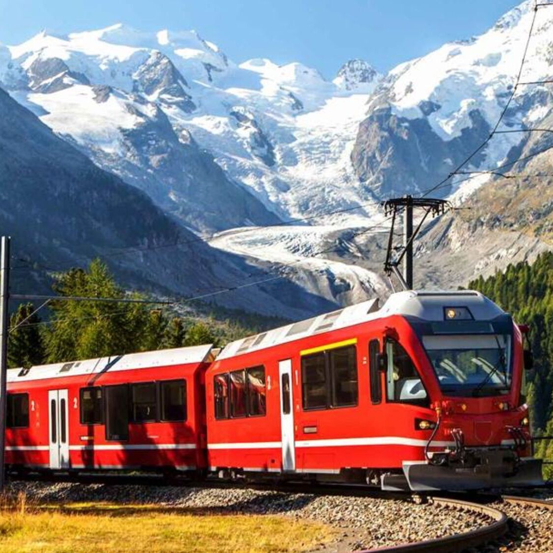 train-rouge-montagne