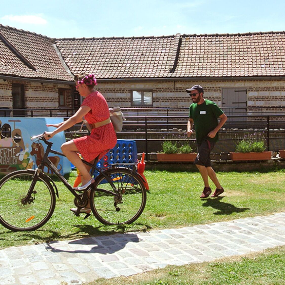 velo-homme-femme-ferme