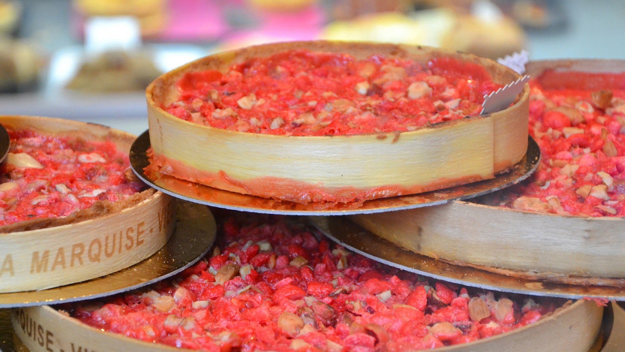 record-monde-plus-grande-tarte-praline-lyon-croix-