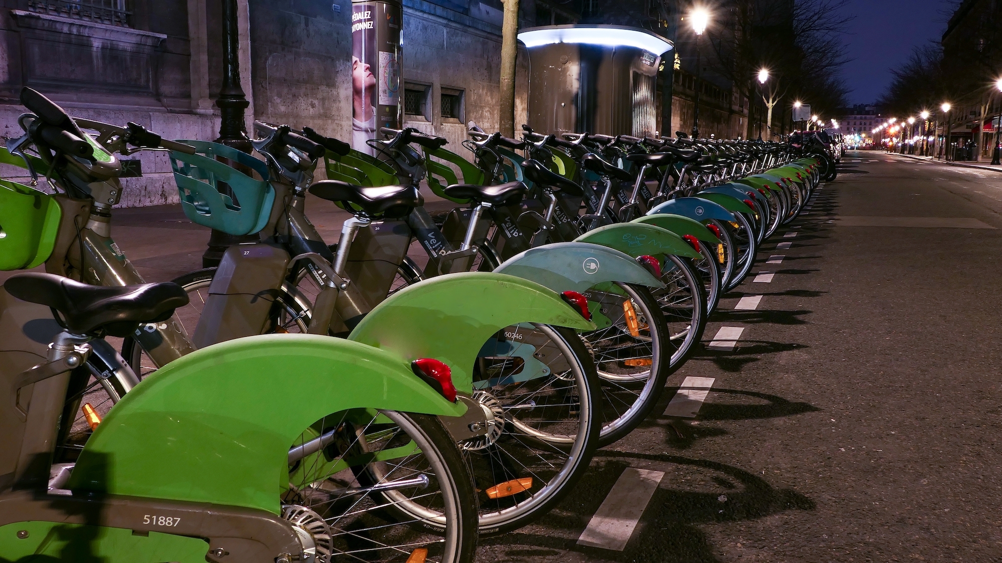 shutterstock-2401352853